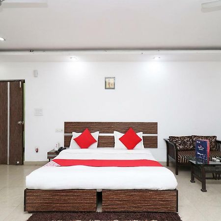 Oyo 10257 Hotel Lotus Park Gurgaon Zewnętrze zdjęcie