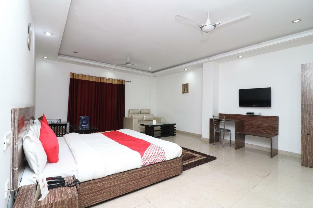 Oyo 10257 Hotel Lotus Park Gurgaon Zewnętrze zdjęcie