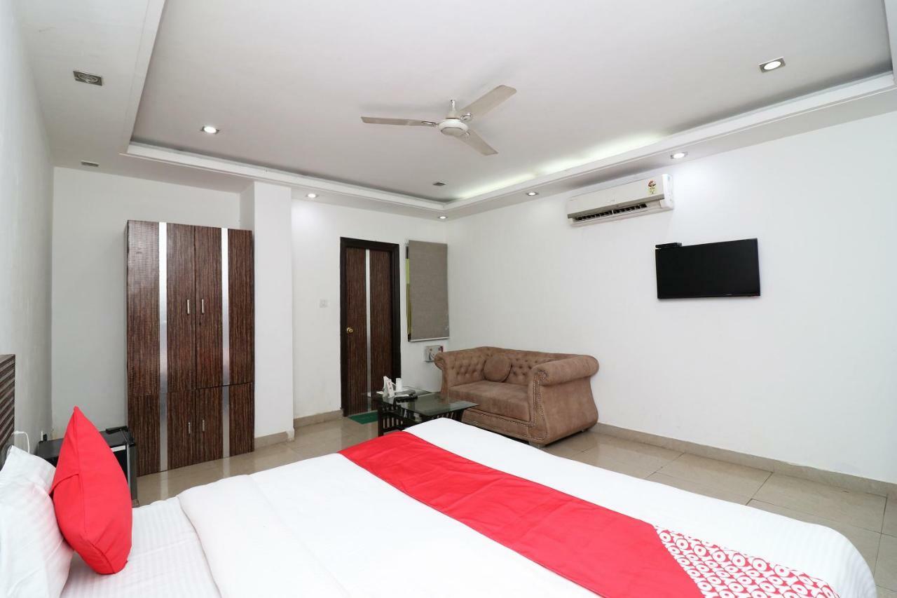 Oyo 10257 Hotel Lotus Park Gurgaon Zewnętrze zdjęcie