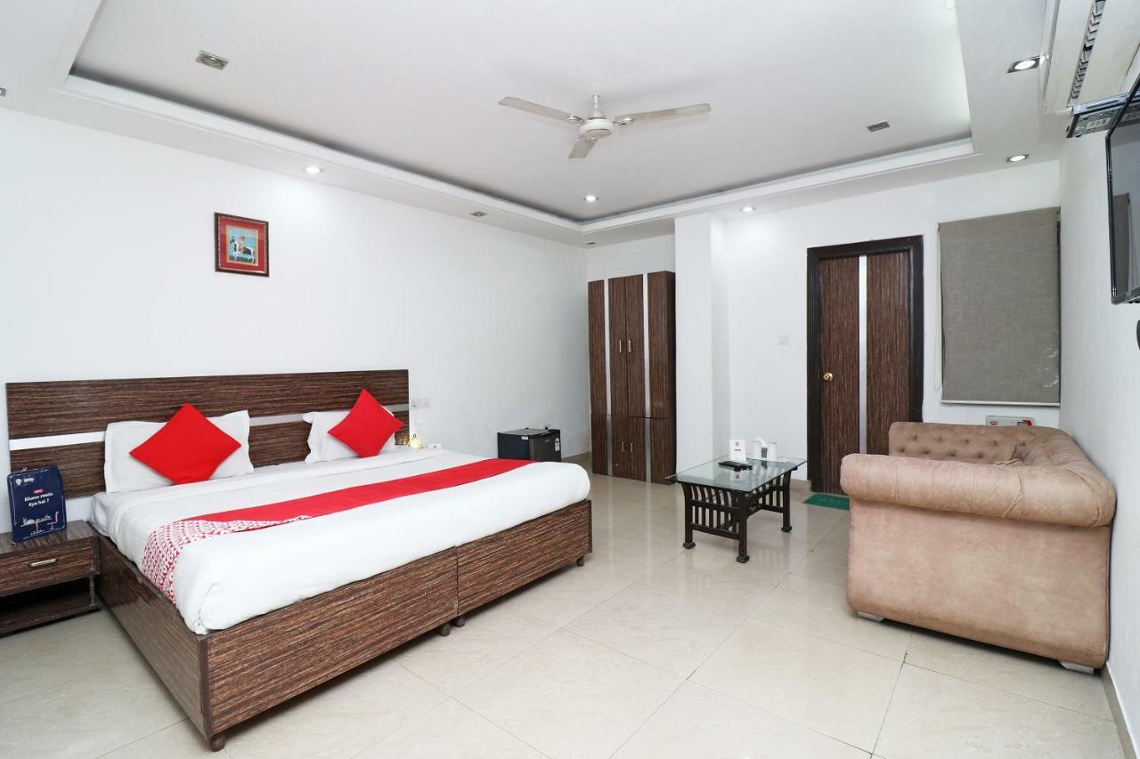 Oyo 10257 Hotel Lotus Park Gurgaon Zewnętrze zdjęcie